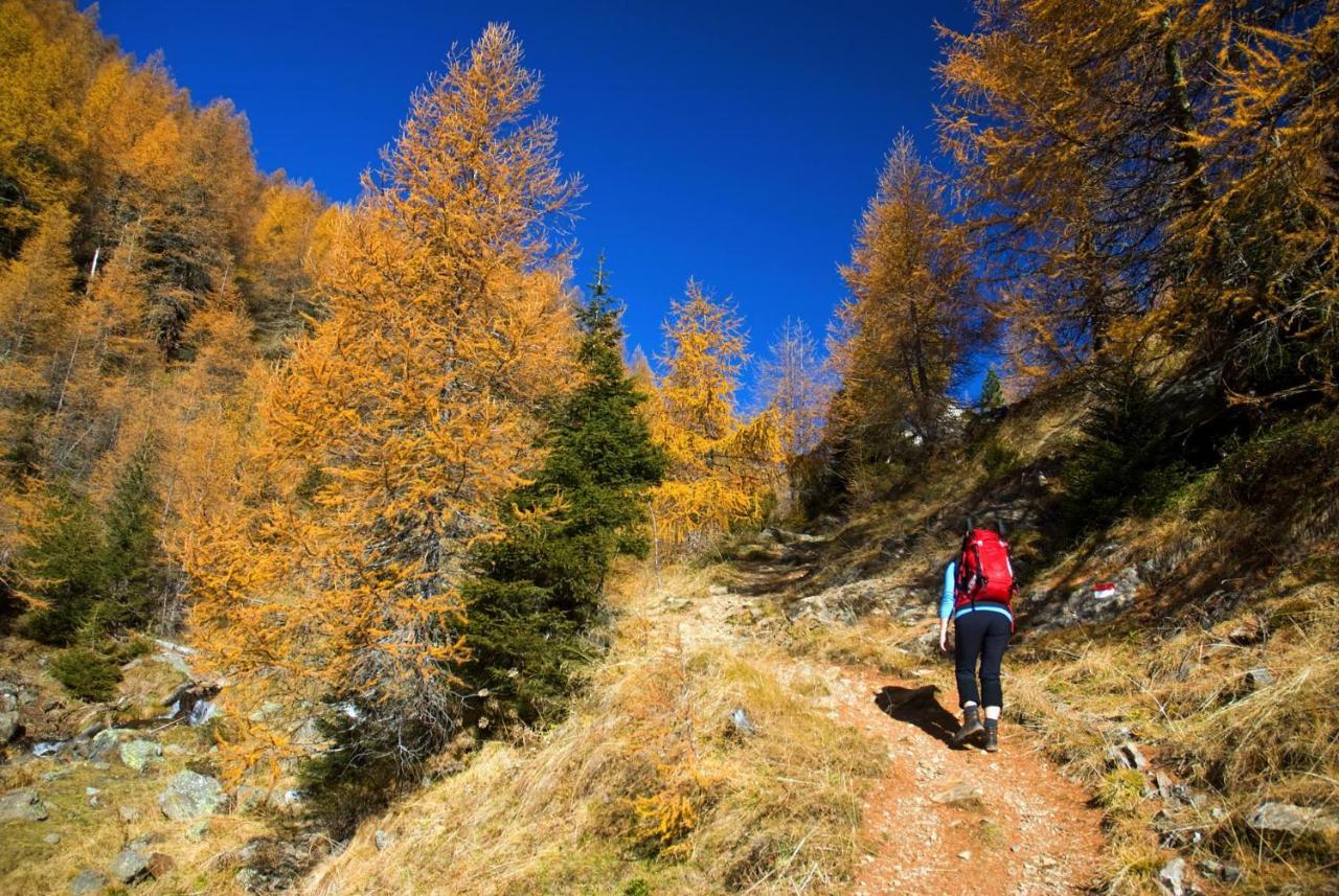 Готель Tirolerhof Tisens Екстер'єр фото